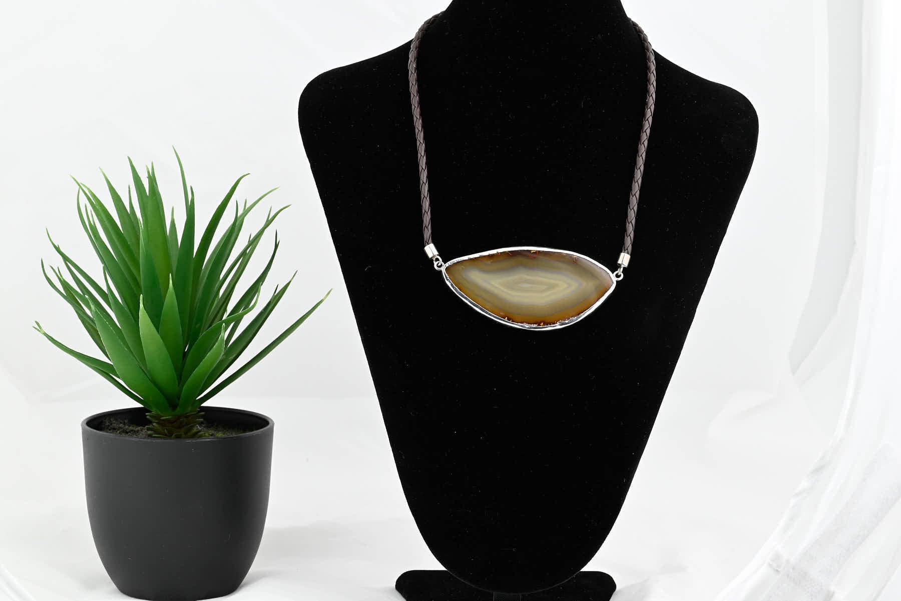 Natural Agate Leather Necklace - JWL-50045