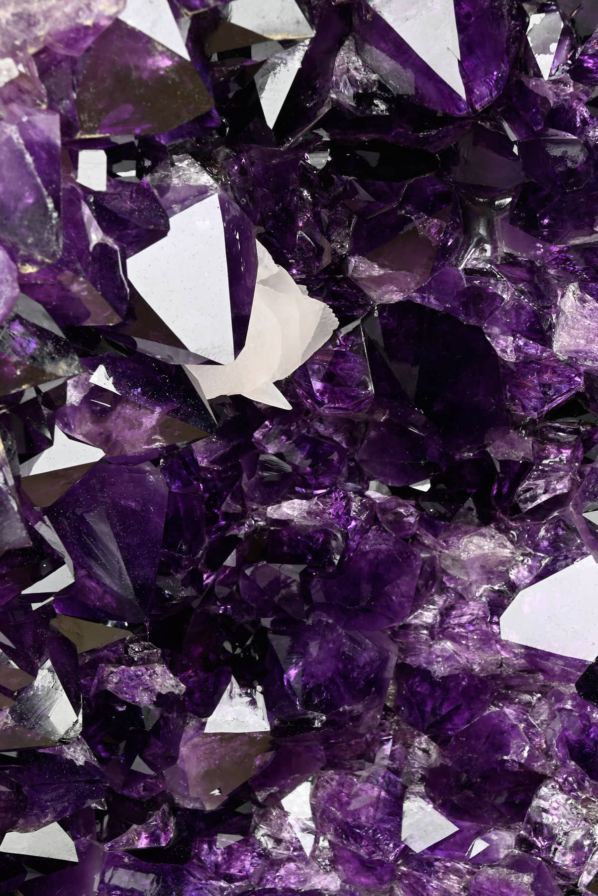 Extra Quality Amethyst Cathedral - 89.62kg, 72cm tall - #CAAMET-10008