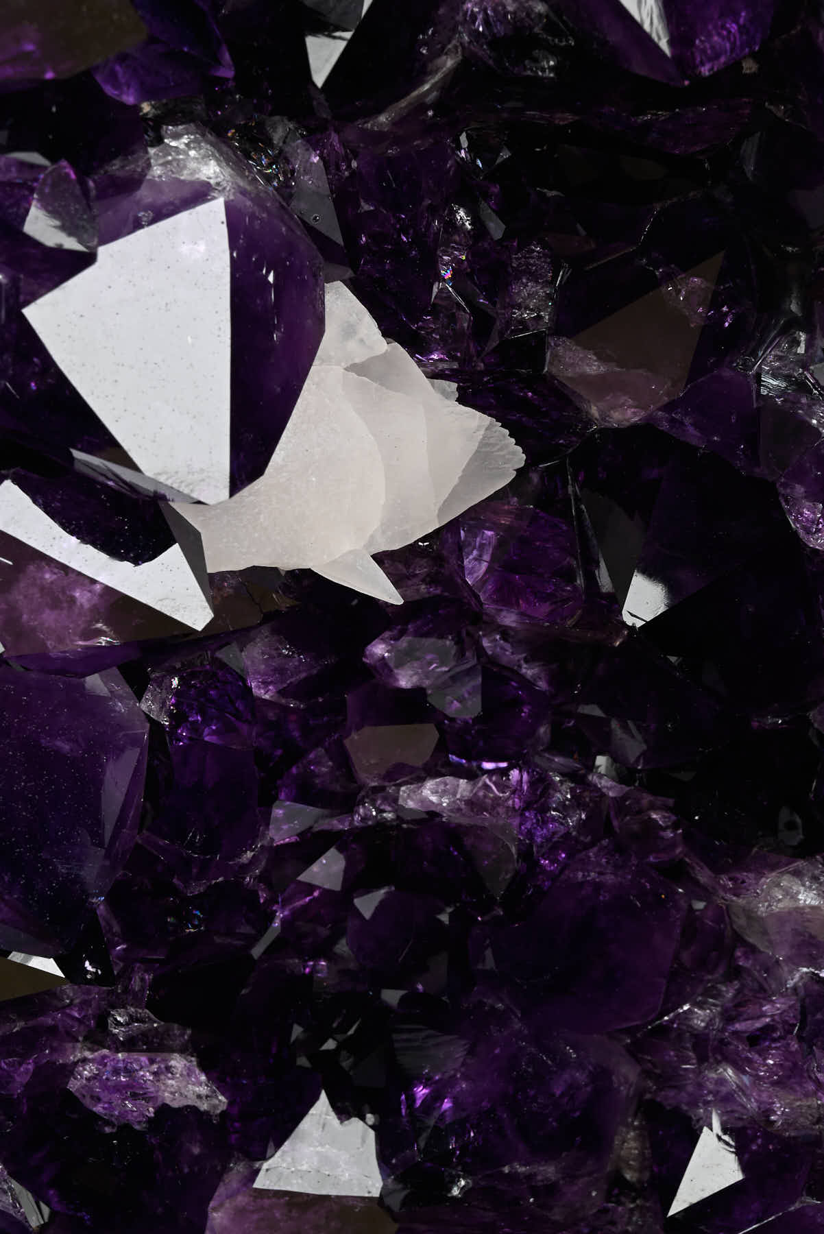 Extra Quality Amethyst Cathedral - 89.62kg, 72cm tall - #CAAMET-10008