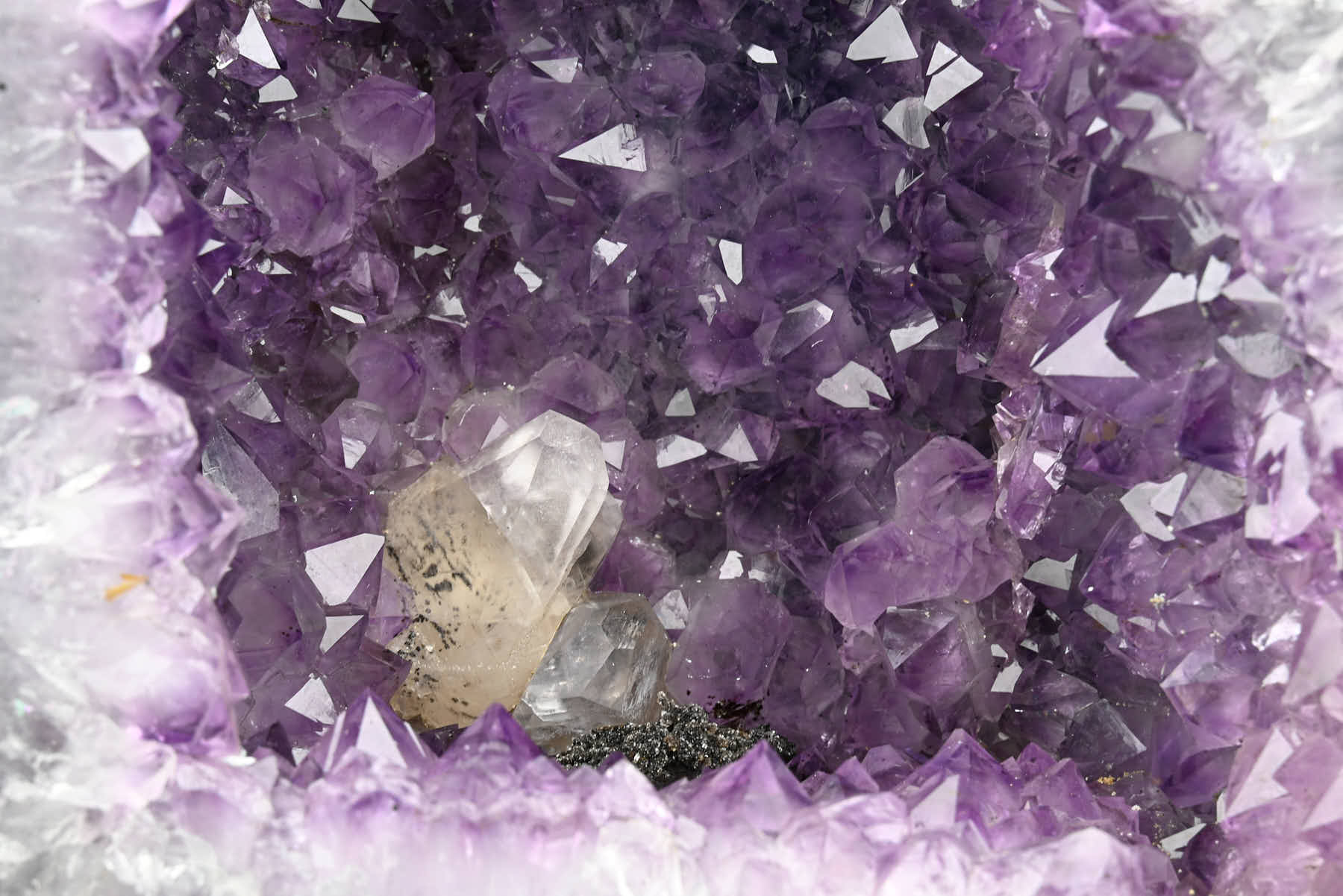 Extra Quality Amethyst Cathedral - 8.28kg, 28cm tall - #CAAMET-10030