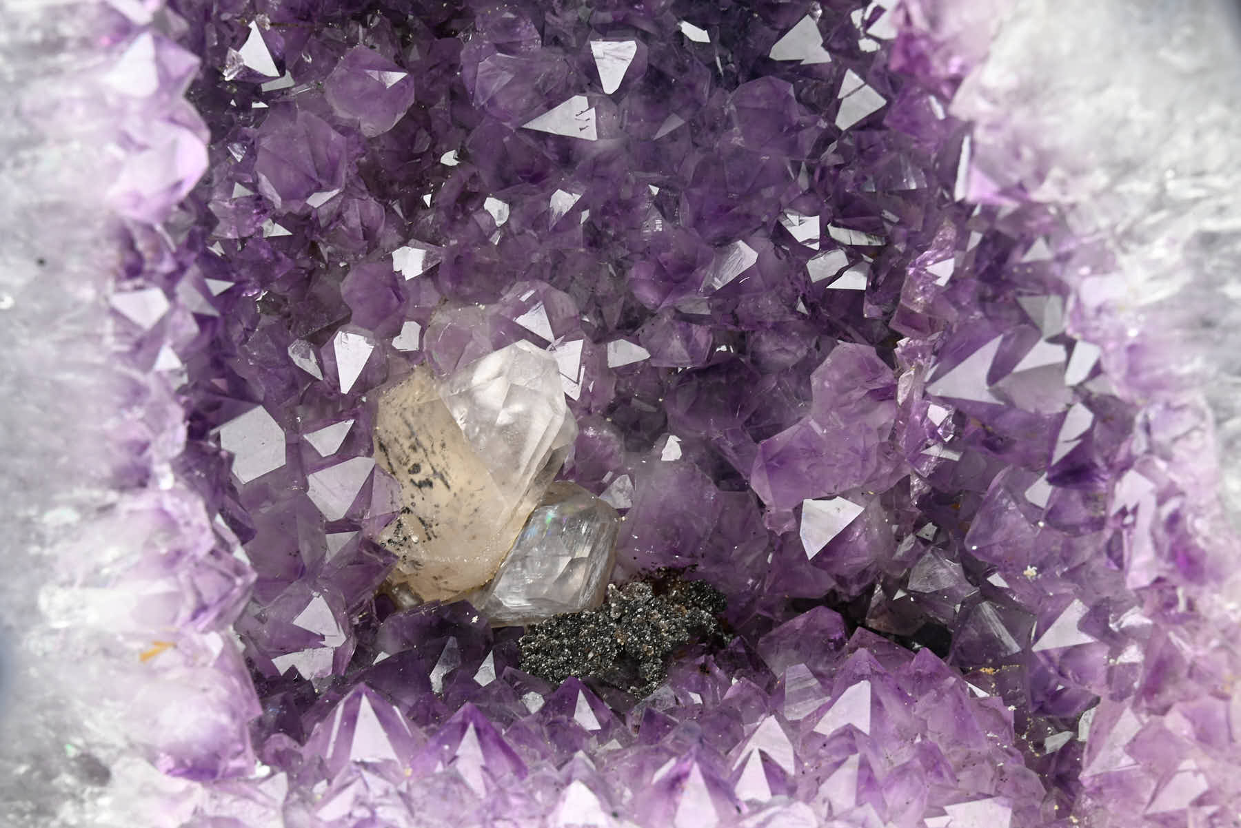 Extra Quality Amethyst Cathedral - 8.28kg, 28cm tall - #CAAMET-10030