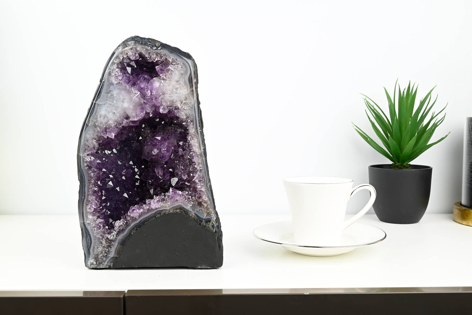 Extra Quality Amethyst Cathedral - 4.31kg, 25cm tall - #CAAMET-10029