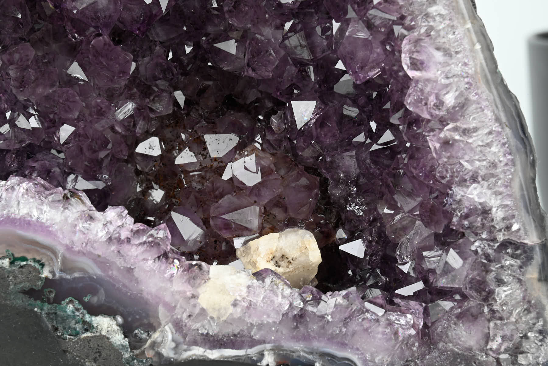 Extra Quality Amethyst Cathedral - 4.52kg, 20cm tall - #CAAMET-10022