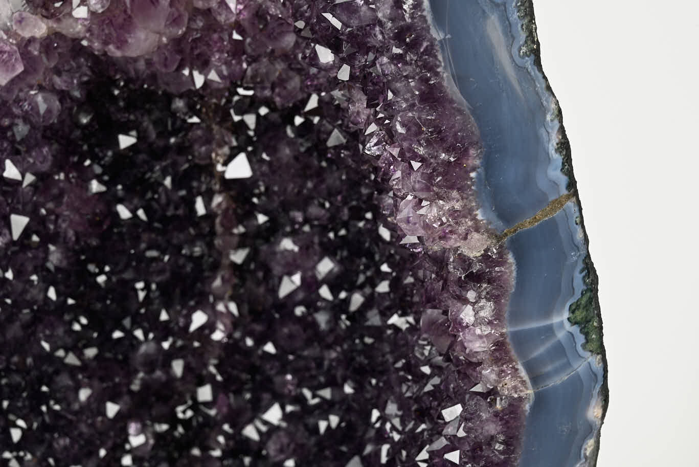 Extra Quality Amethyst Geode on Cement Base - 55kg, 79cm - #GEAMET-47014