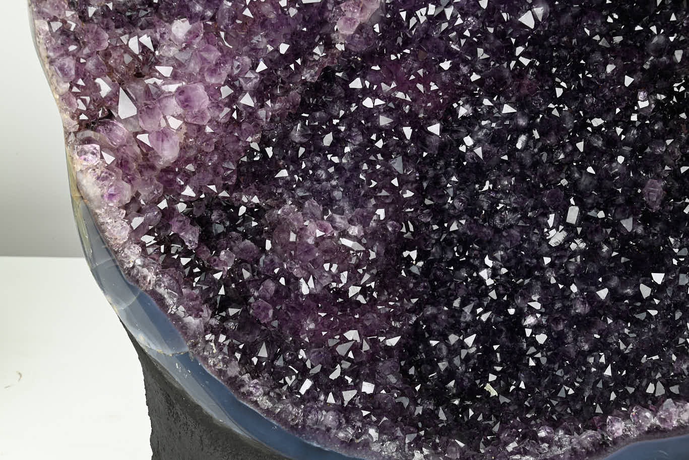 Extra Quality Amethyst Geode on Cement Base - 55kg, 79cm - #GEAMET-47014
