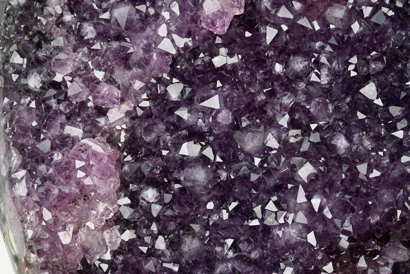 Extra Quality Amethyst Geode on Cement Base - 55kg, 79cm - #GEAMET-47014