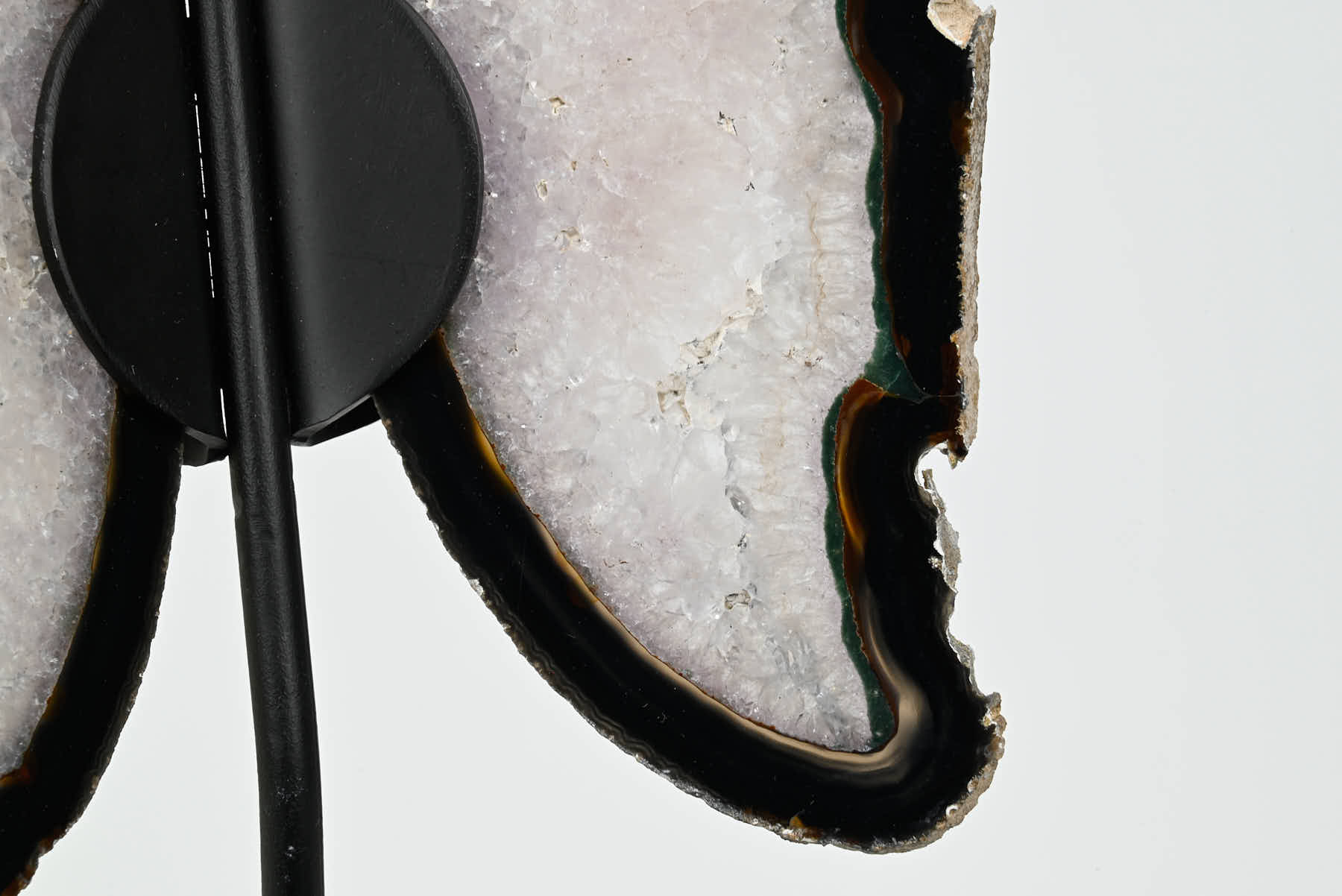 Natural Agate Butterfly on Stand - 0.66kg and 29cm Tall - #BUNATU-10006