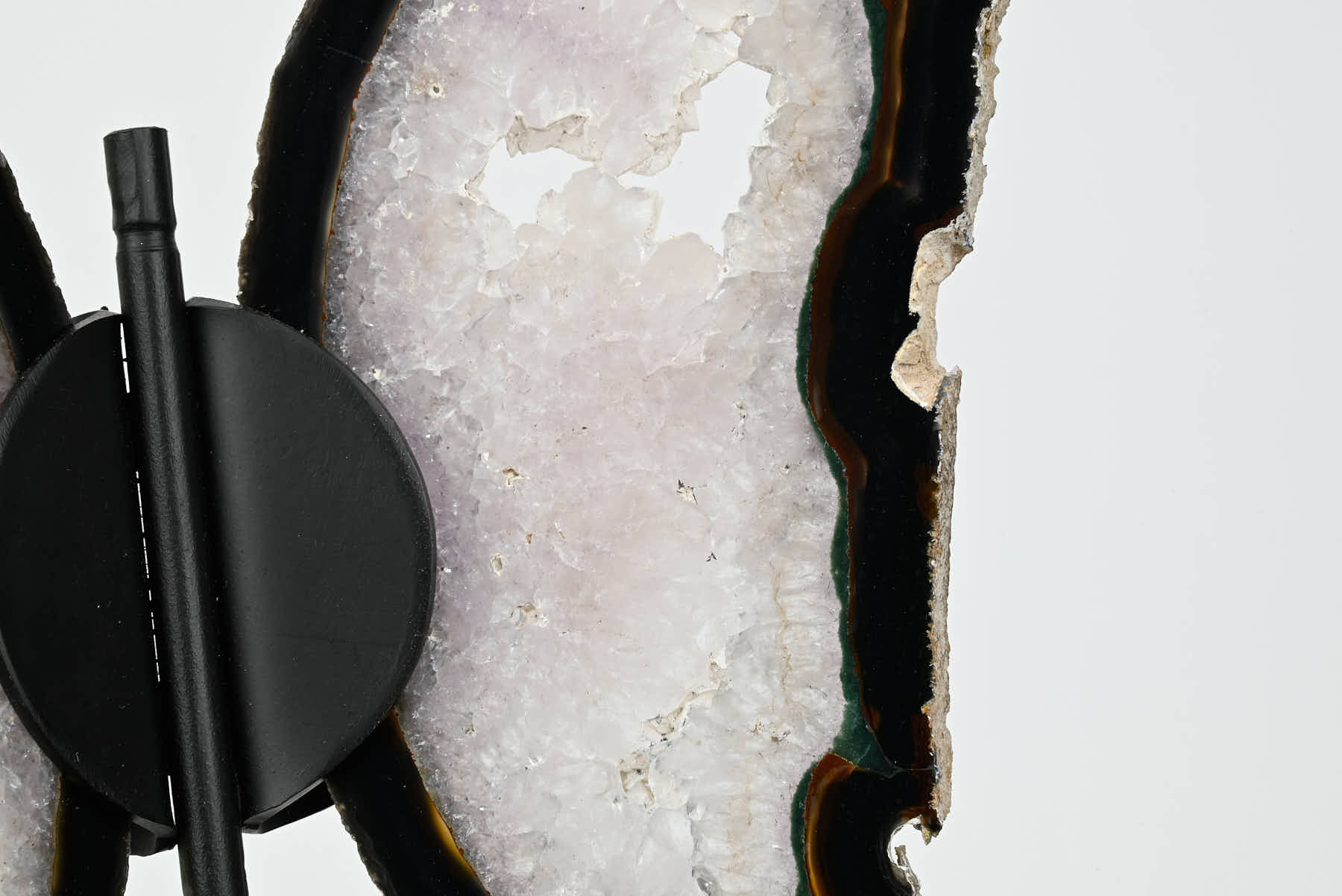 Natural Agate Butterfly on Stand - 0.66kg and 29cm Tall - #BUNATU-10006