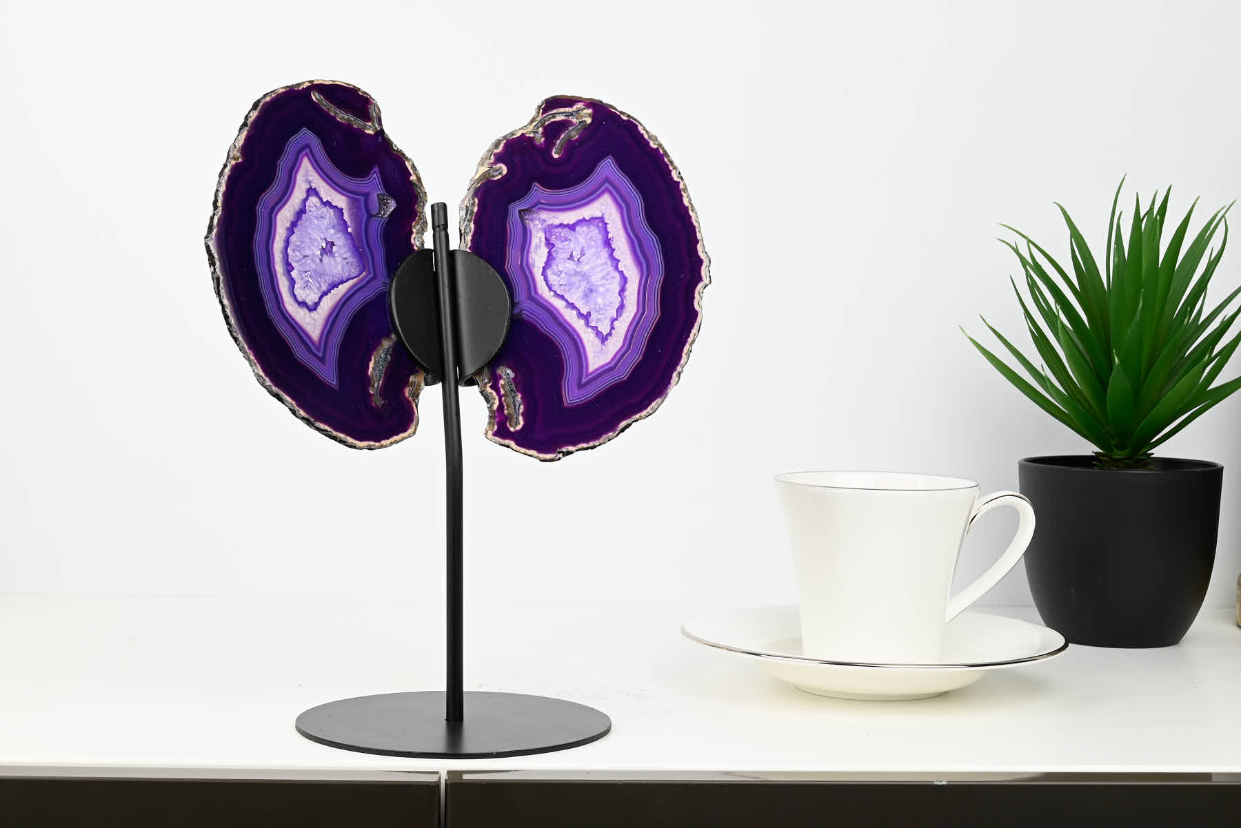 Purple Agate Butterfly on Stand - 0.57kg and 27cm Tall - #BUPURP-10007
