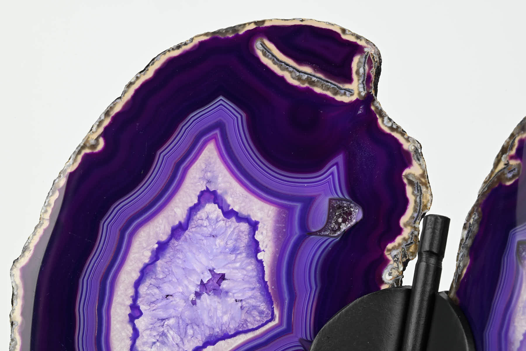 Purple Agate Butterfly on Stand - 0.57kg and 27cm Tall - #BUPURP-10007
