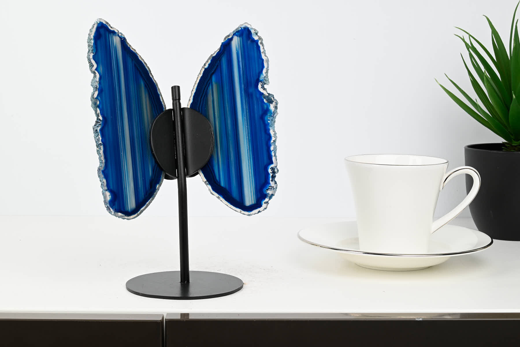 Blue Agate Butterfly on Stand - 0.44kg and 21cm Tall - #BUBLUE-10017