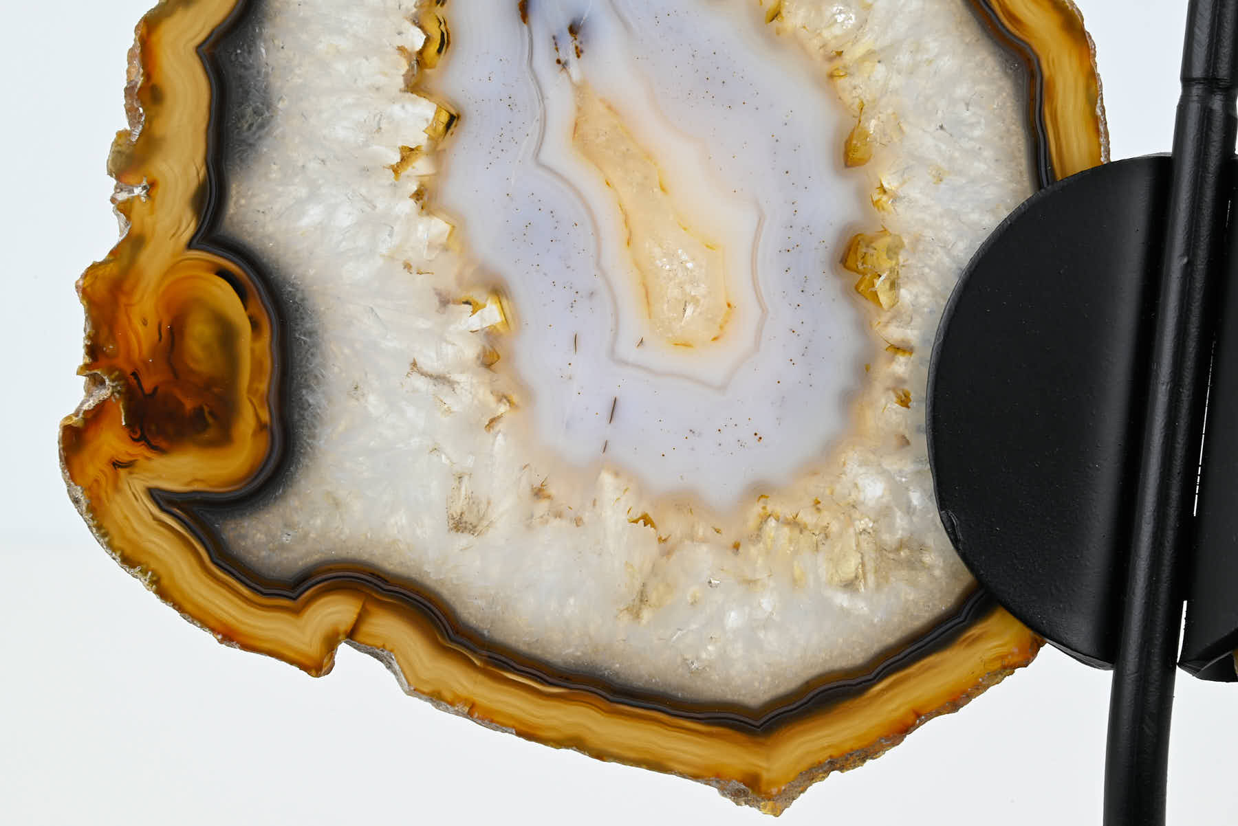 Natural Agate Butterfly on Stand - 0.58kg and 20cm Tall - #BUNATU-10017