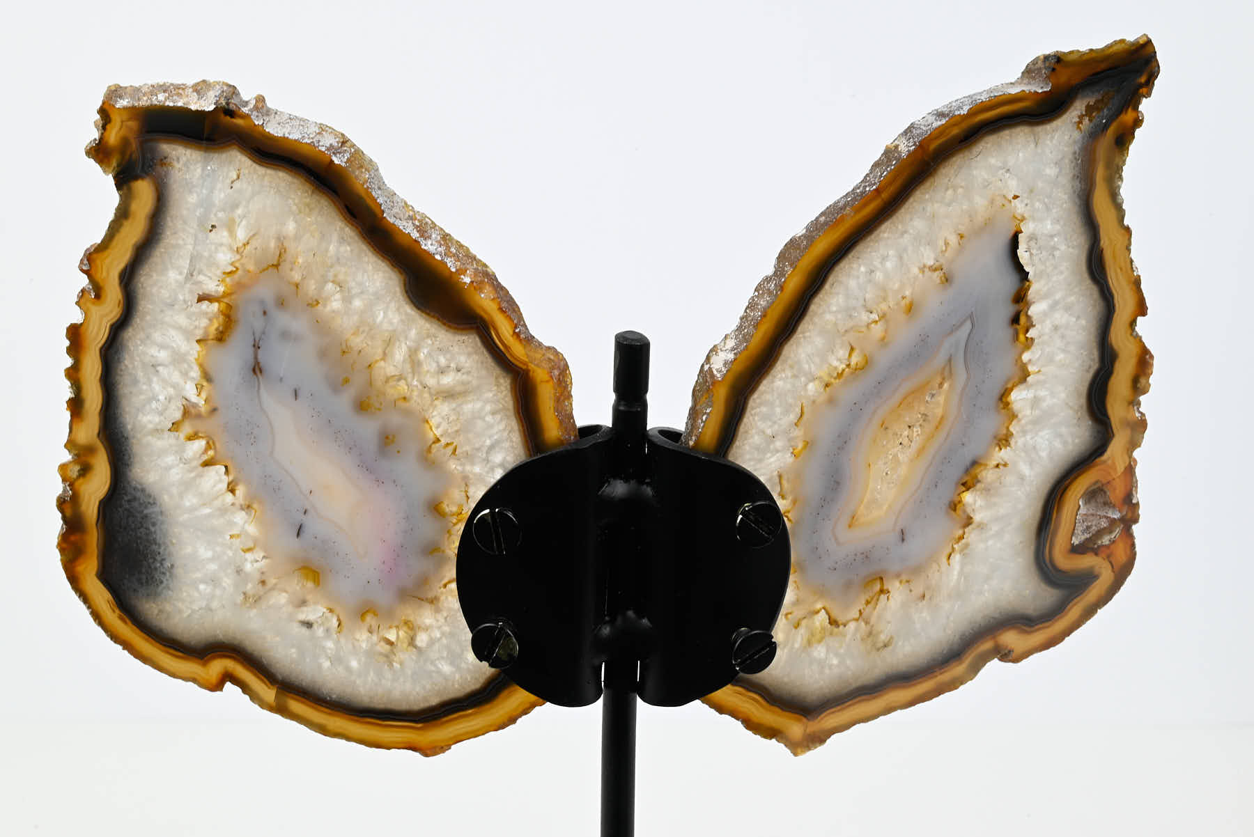 Natural Agate Butterfly on Stand - 0.58kg and 20cm Tall - #BUNATU-10017