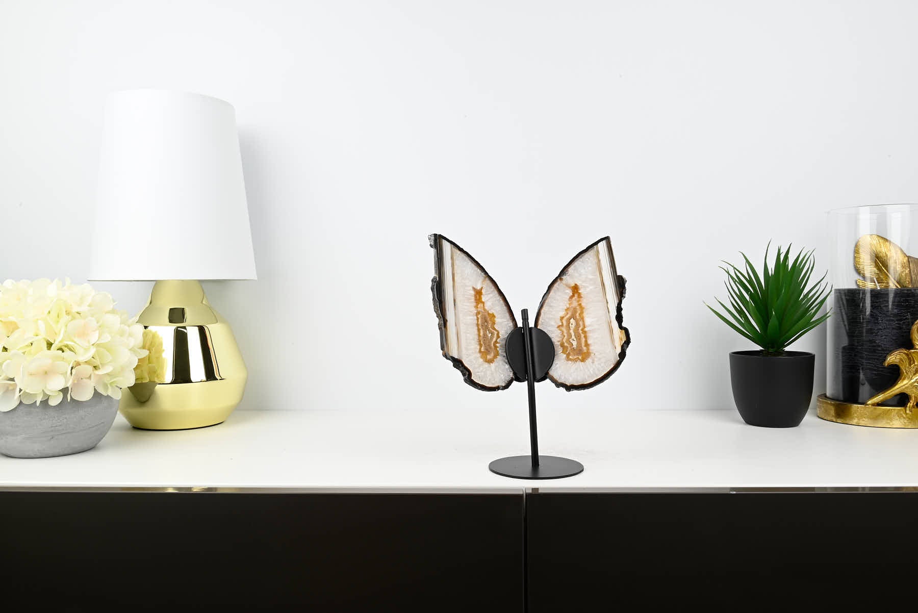 Natural Agate Butterfly on Stand - 0.59kg and 22cm Tall - #BUNATU-10016
