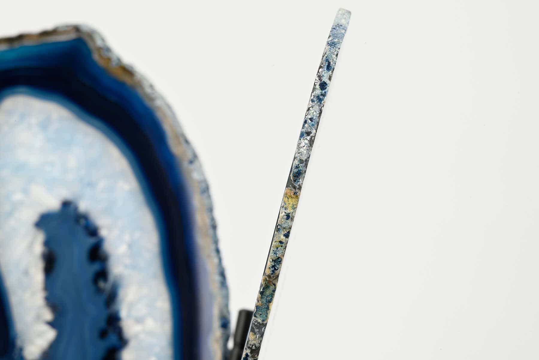 Blue Agate Butterfly on Stand - 0.72kg and 28cm Tall - #BUBLUE-10005