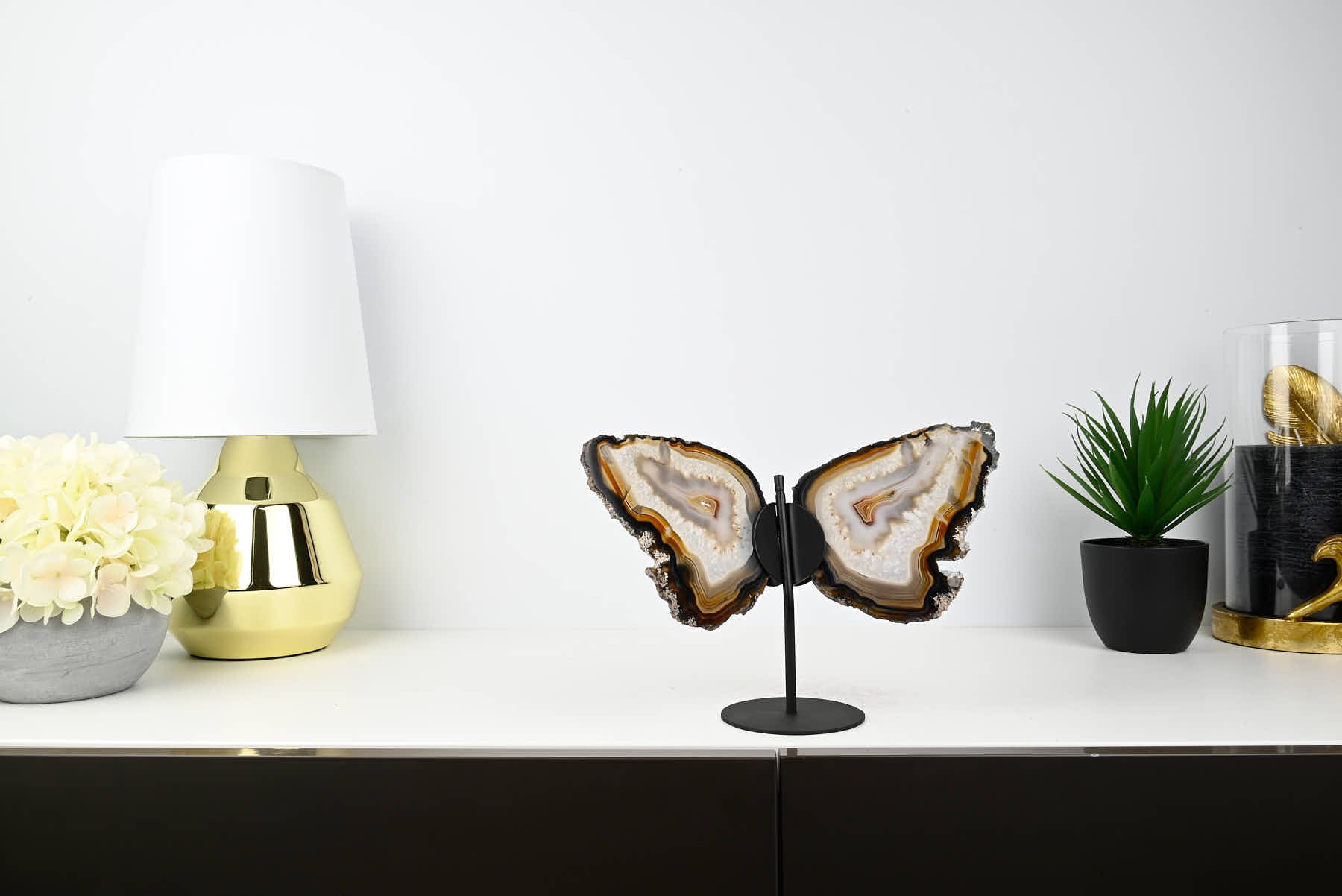 Natural Agate Butterfly on Stand - 0.57kg and 18cm Tall - #BUNATU-10018