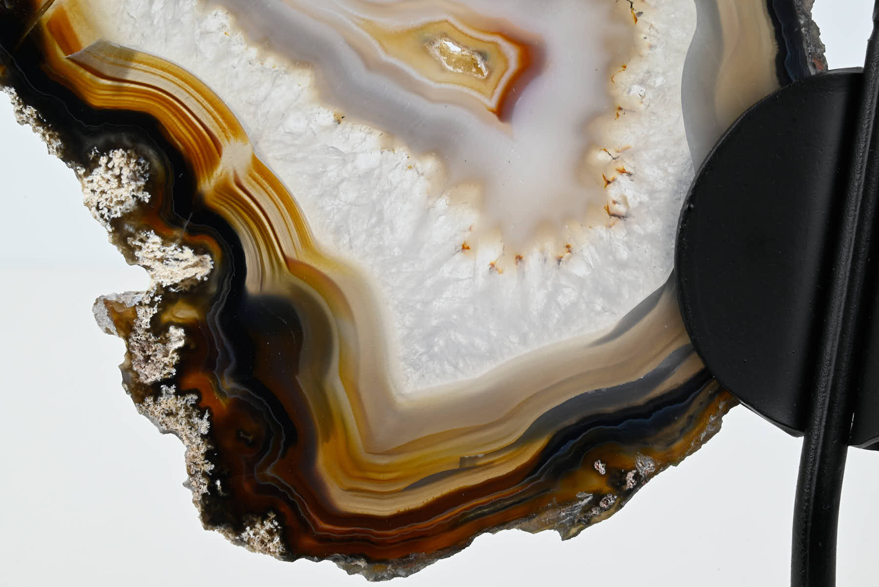 Natural Agate Butterfly on Stand - 0.57kg and 18cm Tall - #BUNATU-10018