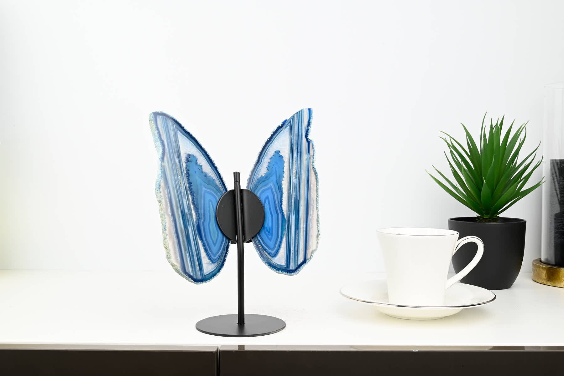 Blue Agate Butterfly on Stand - 0.54kg and 21cm Tall - #BUBLUE-10016