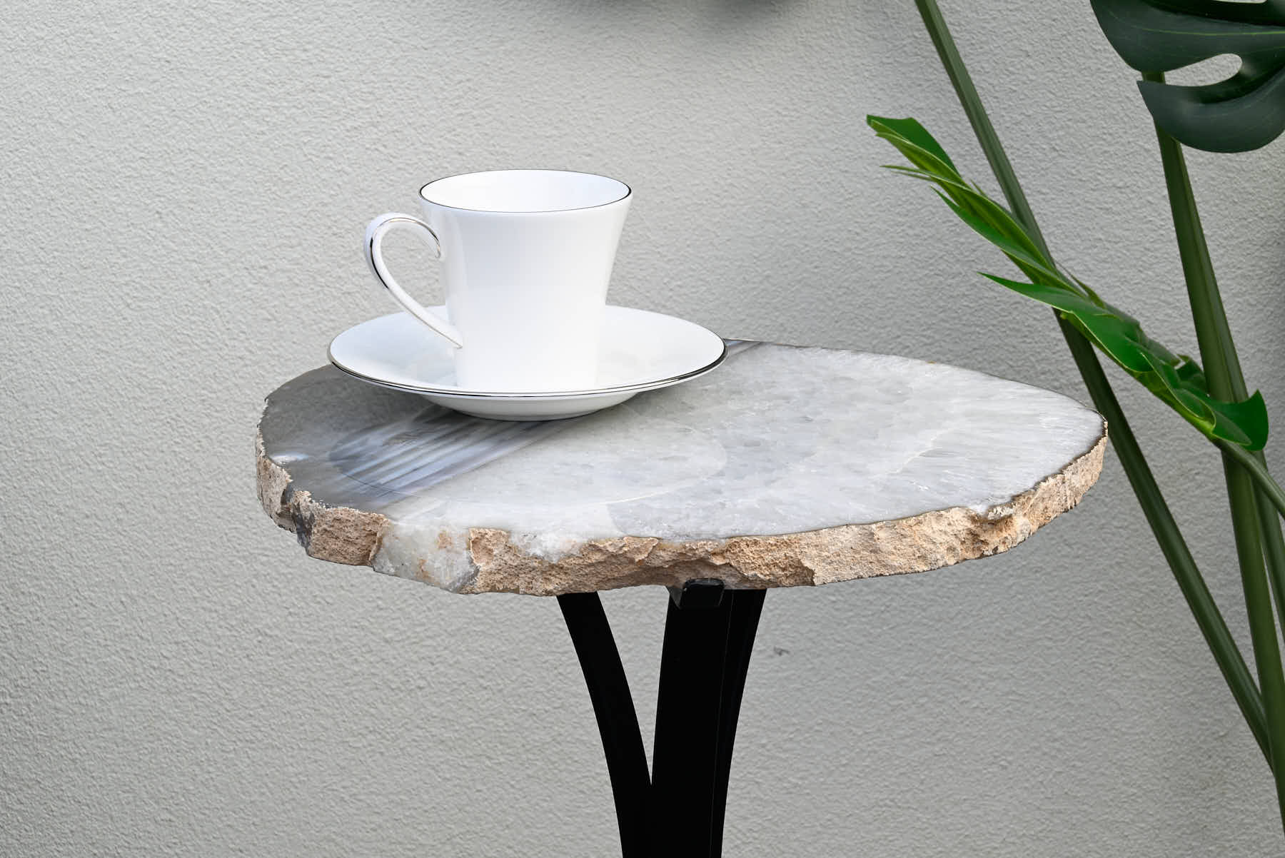 Natural Agate Sidetable - 56cm Tall - #TANATU-15001