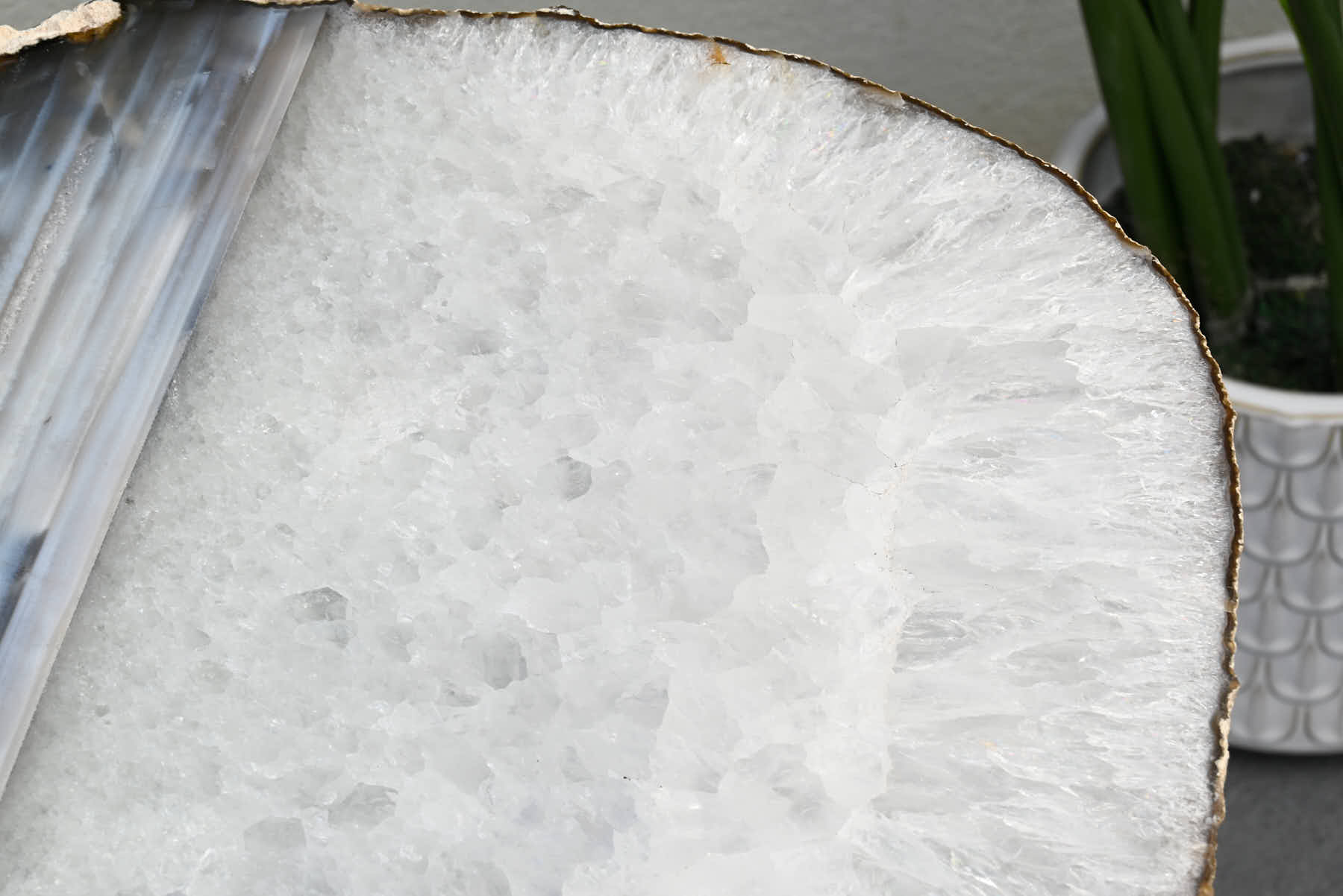Natural Agate Sidetable - 56cm Tall - #TANATU-15001