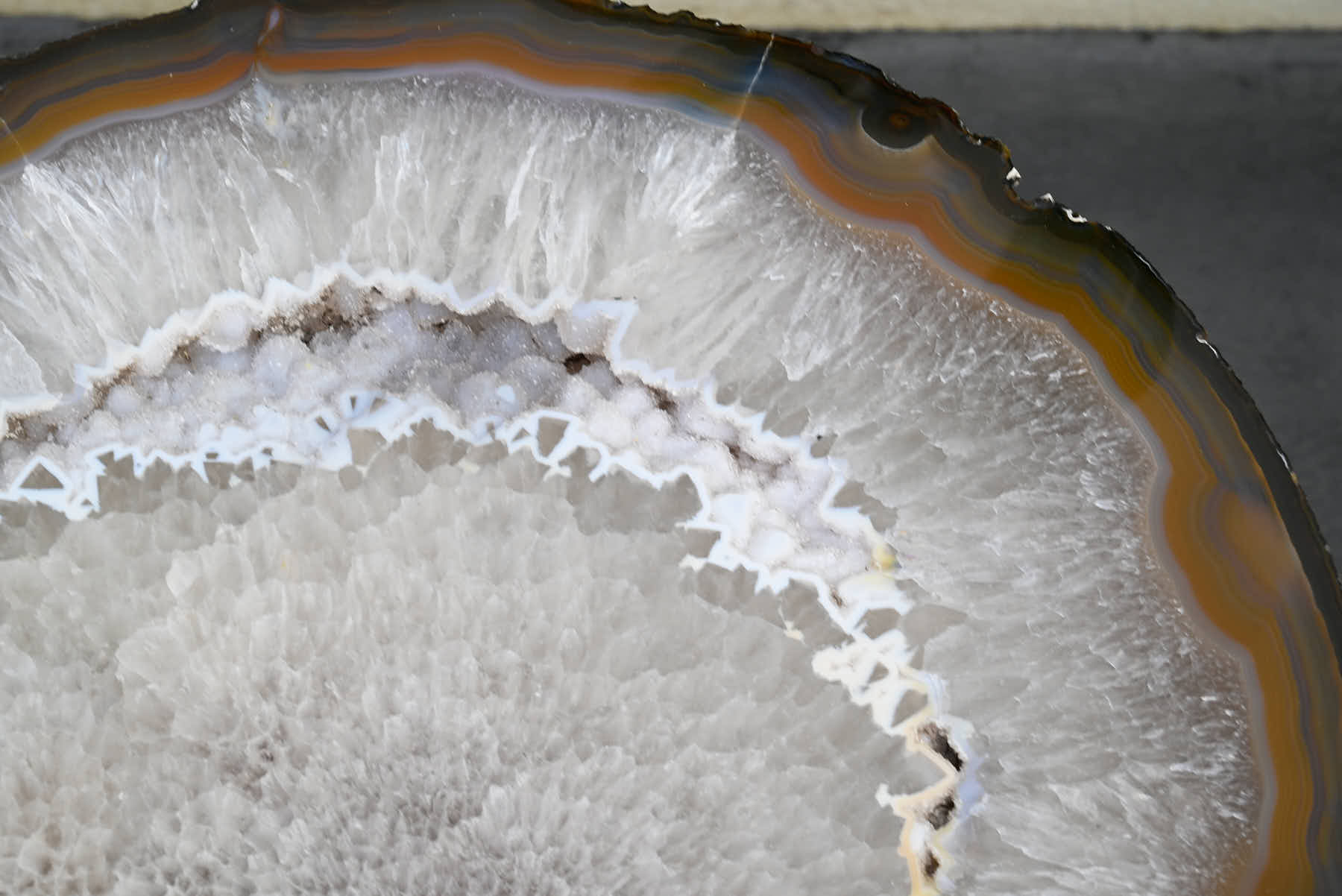 Natural Agate Sidetable - 56cm Tall - #TANATU-15004