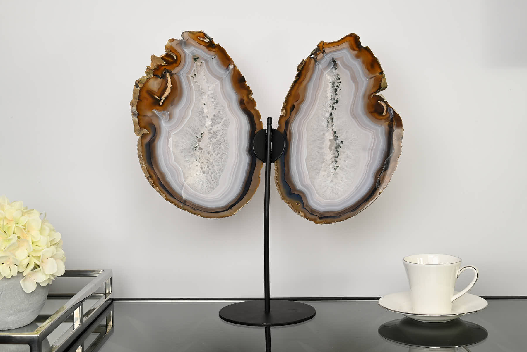 Natural Agate Butterfly on Stand - 2.54kg and 43cm Tall - #BUNATU-10008